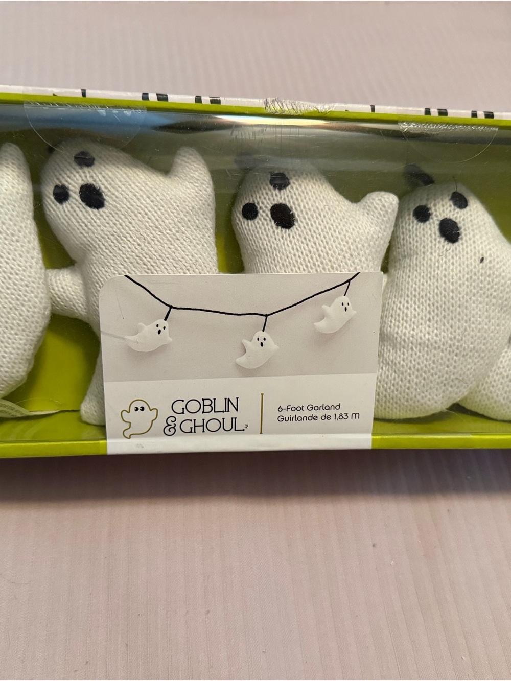 Goblin & Ghoul 6ft Halloween Ghost Garland White Knit Plush Ghosts